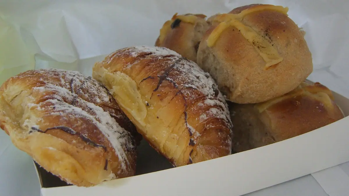 World Of Icing – patisserie in Chesterfield town centre